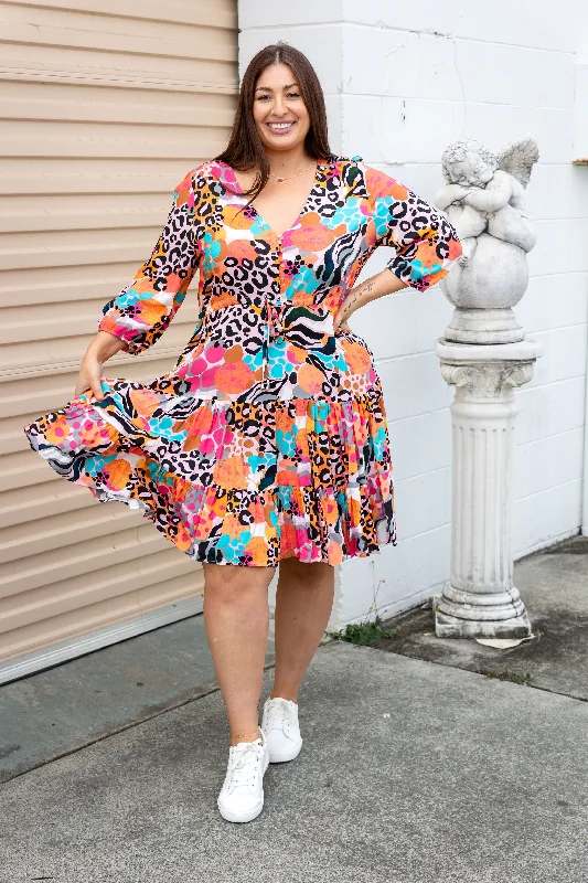 Ziggy Tiered Dress in Kasey Rainbow Winter Fierce